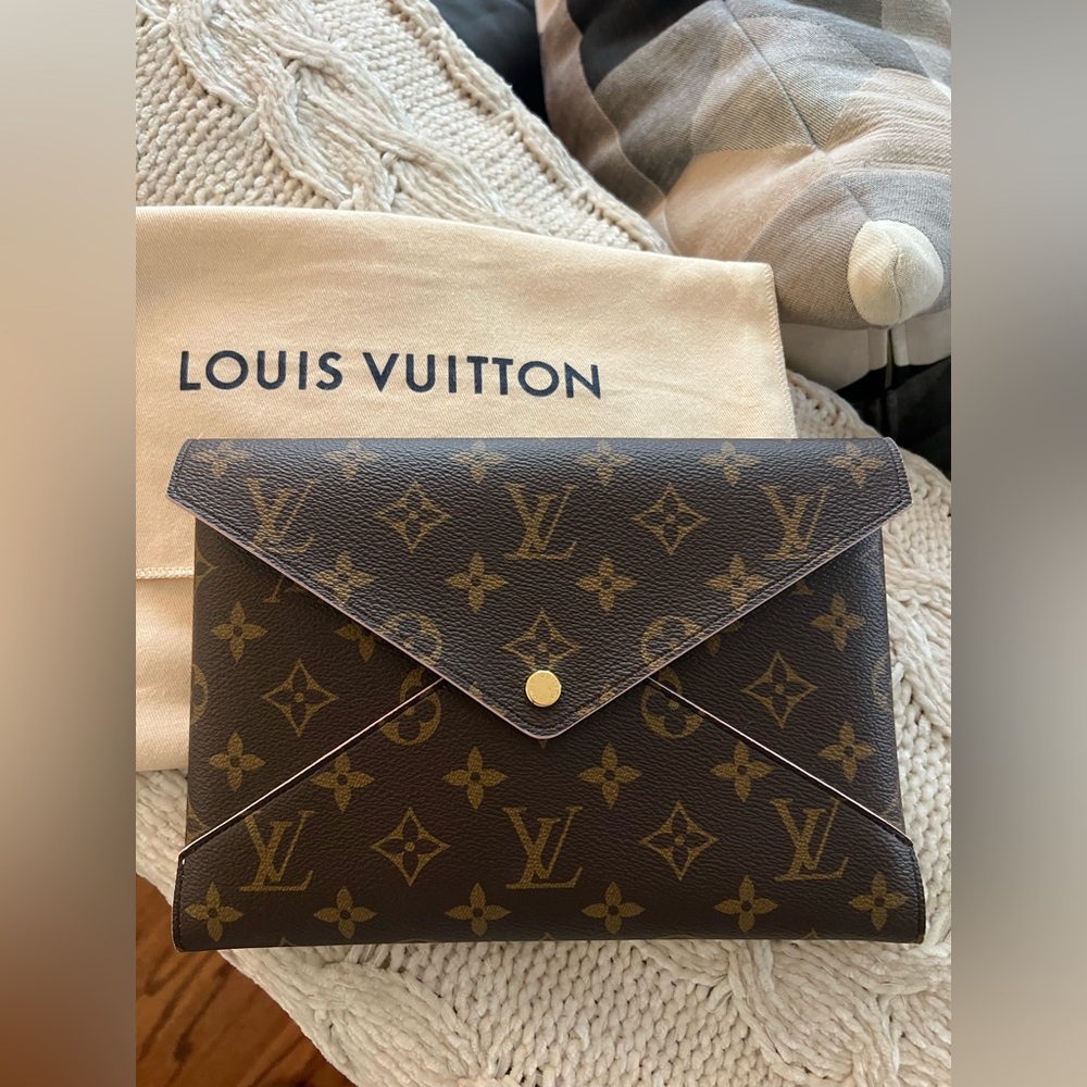 Louis Vuitton Monogram Kirigami Pochette💞✨